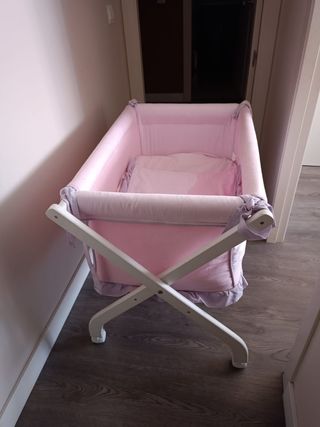 Mobiliario bebe: Minicuna,cuna,bolso, edredón,chic