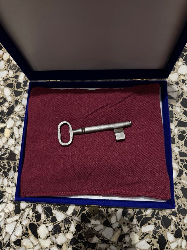 Llave antigua decorativa