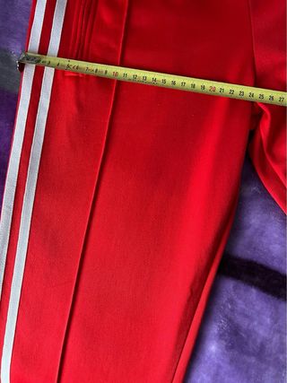 Pantalón chándal Adidas rojo