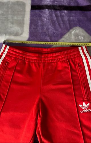 Pantalón chándal Adidas rojo