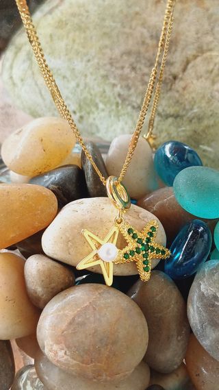 Collar Estrella Mar Perla Dorado