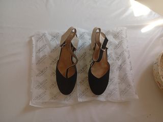 Sandalias de cuñas de esparto.