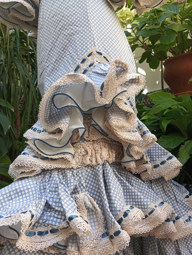 Traje Flamenca Azul y Blanco