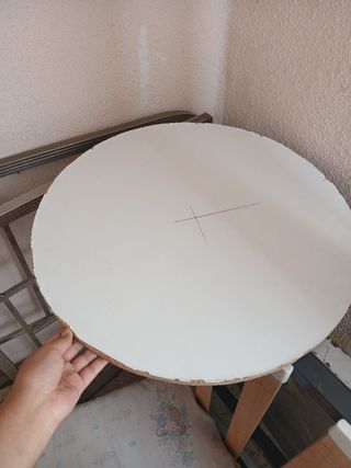 Mesa redonda madera - Ø60cm aprox.