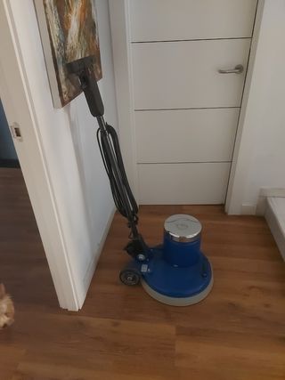 Pulidora suelos y abrillantadora 