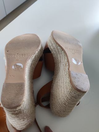 Sandalias cuña alta Slowlove camel