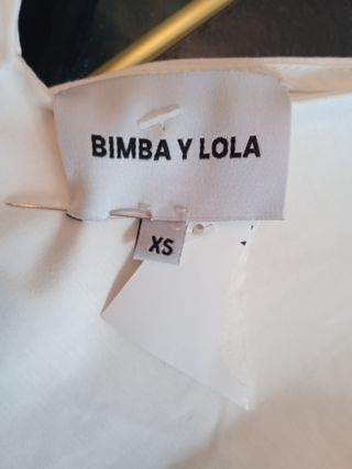Soporte para macetas con ruedas