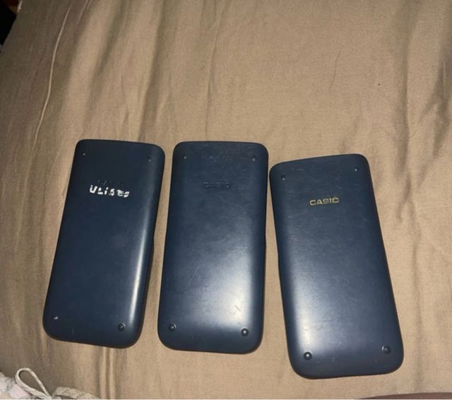 2 calculadoras Casio FX-82MS