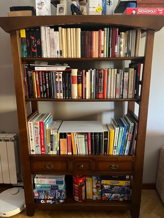 Mobili soggiorno in legno di pino