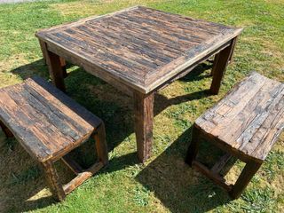 Mesa rústica de madera para 8