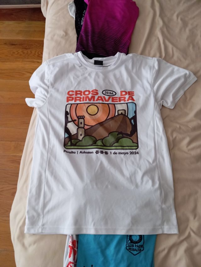 5 Camisetas talla L hombre 