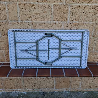 Mesa pleglable 1600x55x820