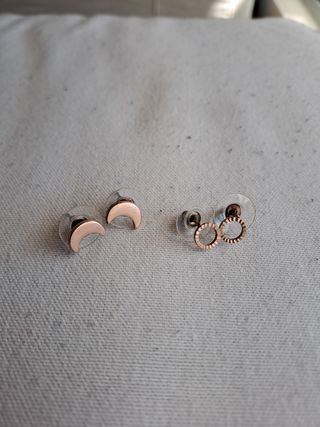 Collar y pendientes dorado cobrizo y verdes