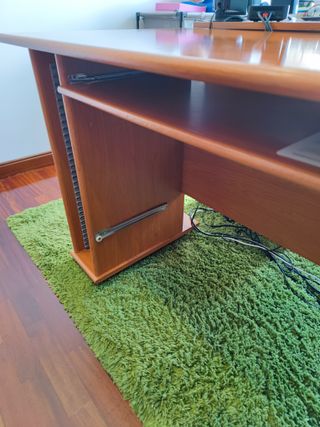 Mesa de ordenador 135x60x74 cm Marrón