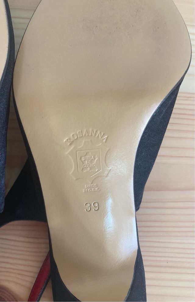 Zapatos negros El Corte Inglés - Tacón aguja