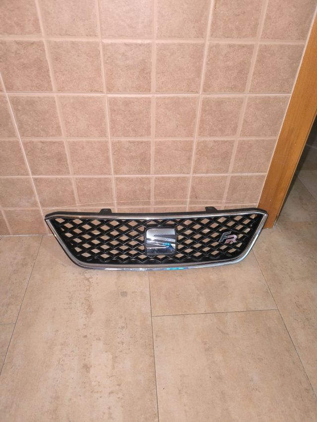 Rejilla frontal Seat FR