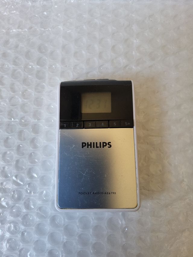 Radio Philips AE6790 - PORTÁTIL digital