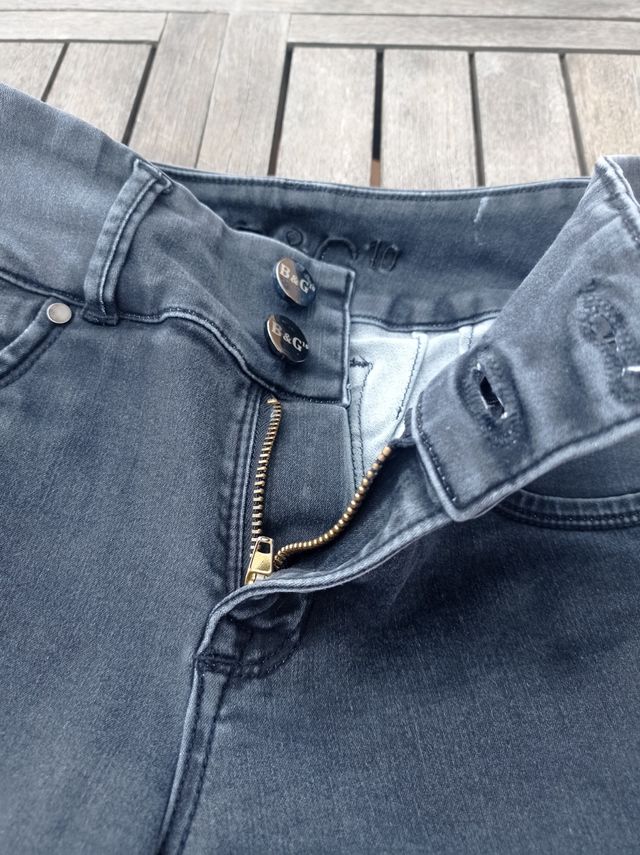 Vaqueros pitillo negros