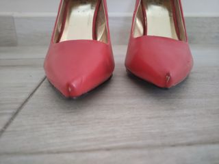 Tacones rojos Blanco Shoes - Talla 38