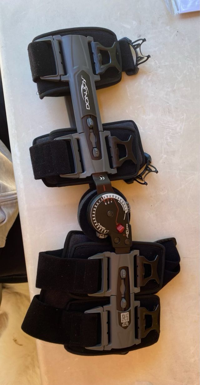 Rodillera DonJoy - Postquirúrgica