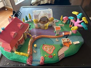 Polly Pocket: Centro Comercial Bluebird del 1996.