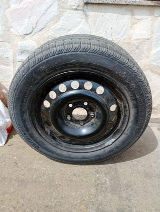 Opel Astra rueda 
