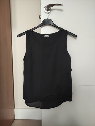 Blusa negra tirantes verano