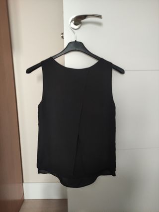 Blusa negra tirantes verano