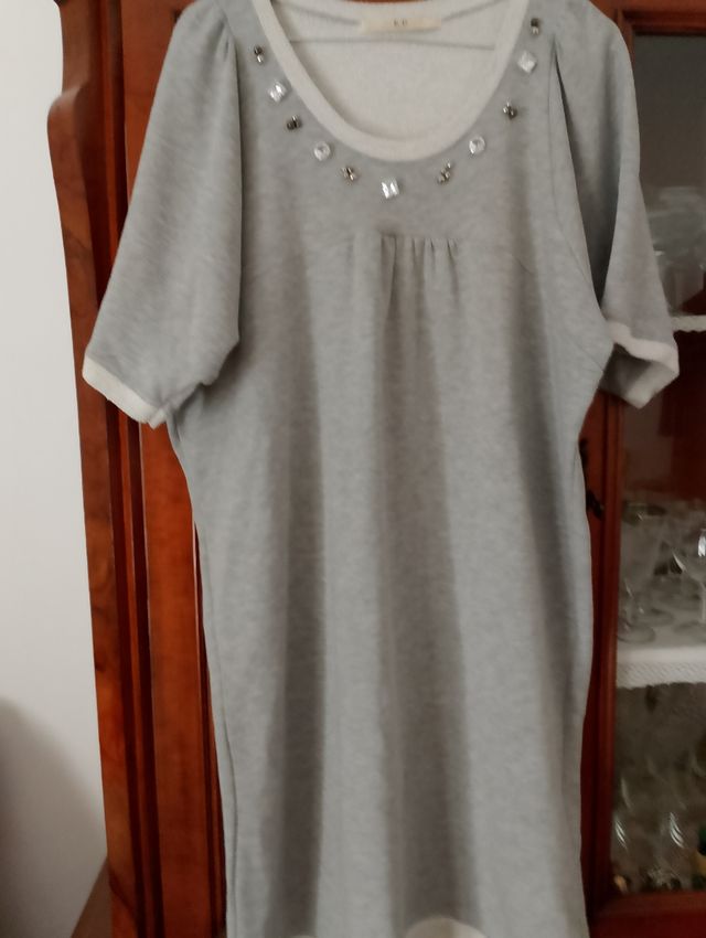 Vestito grigio in cotone lunghezza dalla spalla 98