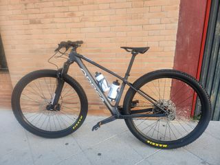 Orbea Alma M50 - Bicicleta Carbono talla S . NUEVA