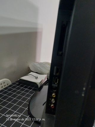 TV Samsung 45" - Negro