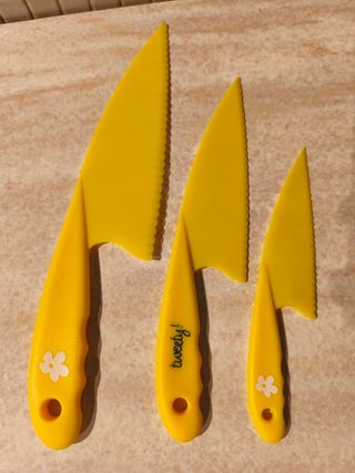 3 Coltelli in plastica- Gialli