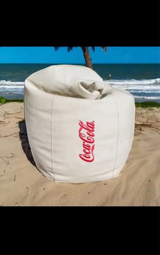 Puff original beige de CocaCola polipiel.