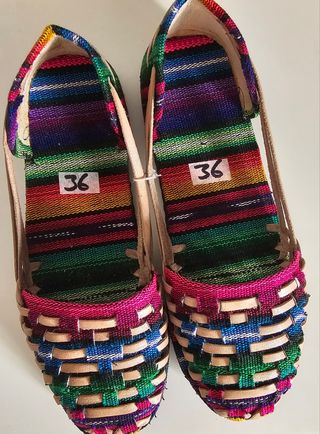 Sandalias artesanales multicolor - 36