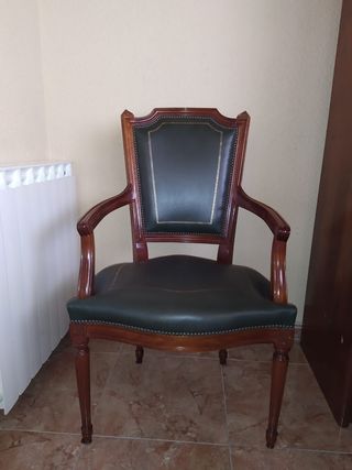 Despacho completo clásico de madera