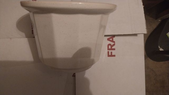 Plantador de cerâmica 17 cm. - Bege/Branco