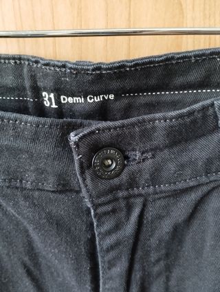 Pantalones vaqueros LEVI'S negros Demi Curve 31