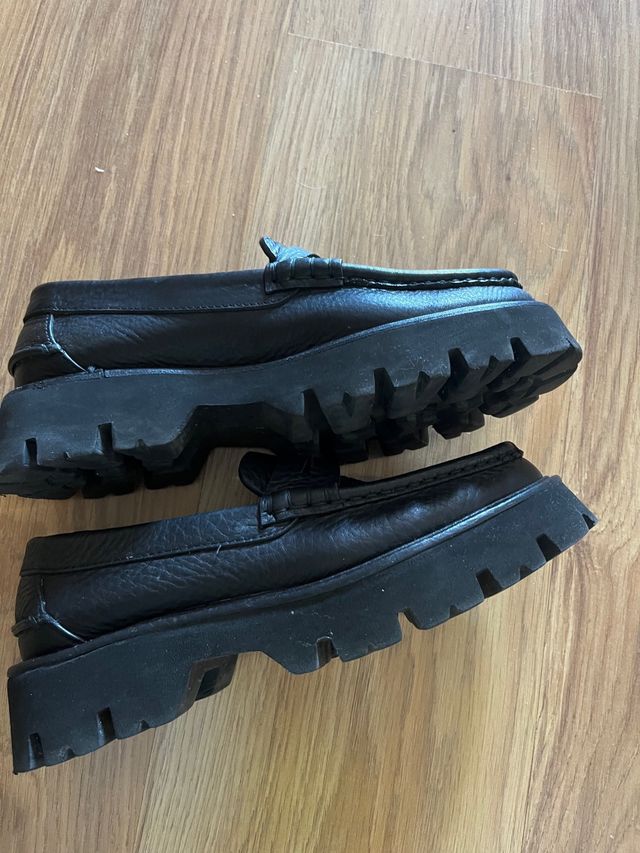 Mocasines Pedro García negros, talla 37