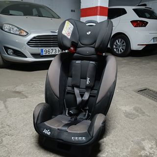 Silla coche Joie Stages. Muy buena silla.