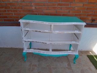 Cómoda vintage turquesa restaurada