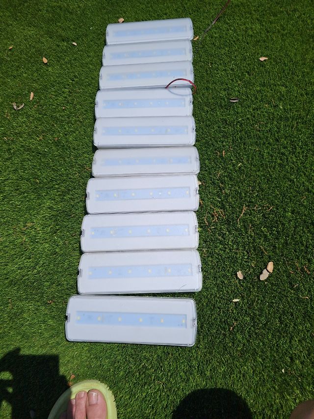 10 Luces LED emergencia