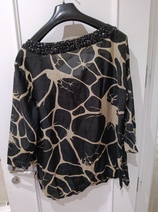 Camisola negra beige estampada