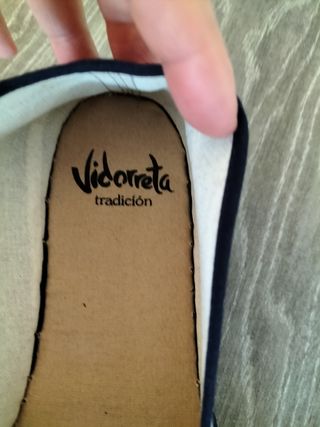 Alpargatas Vidorreta azul y blanco