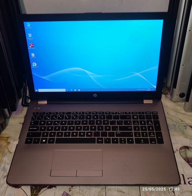 Portátil HP 250 G6