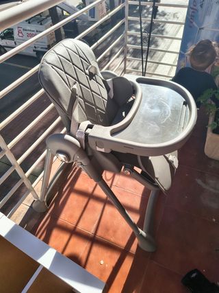 Trona bebé plegable gris
