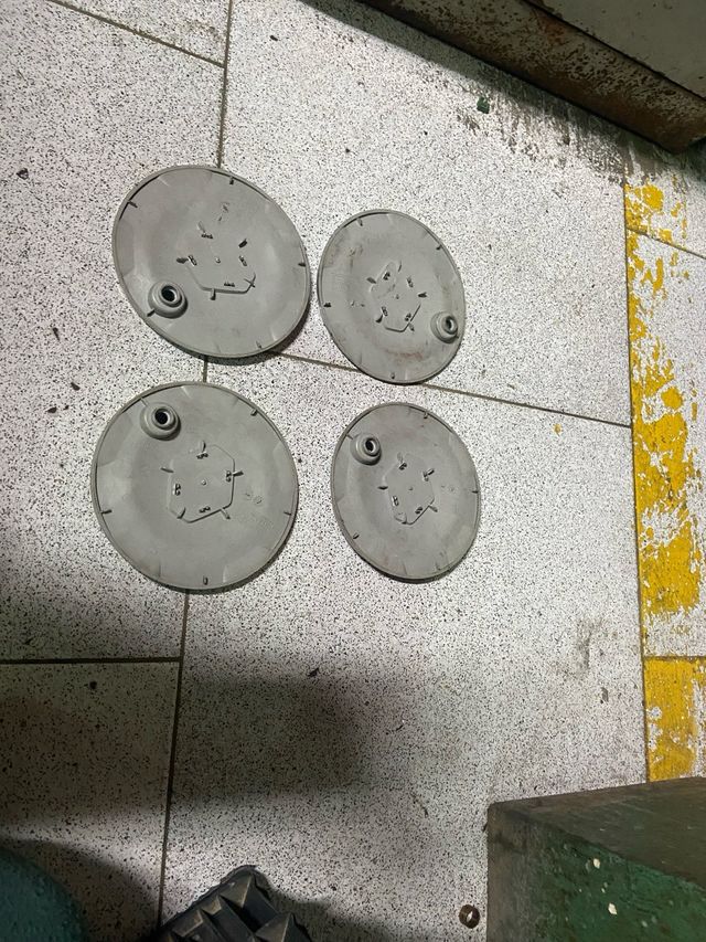 Tapacubos Renault - 4uds