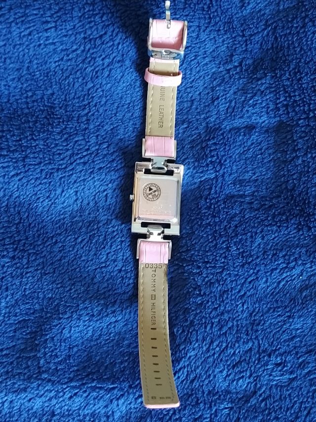 Reloj TOMMY HILFIGER Caja en Acero NUEVO