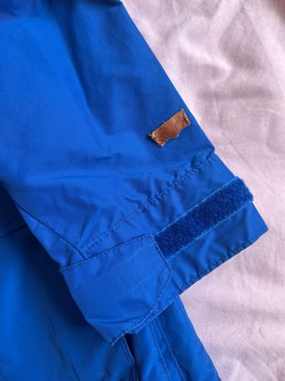 Chaqueta Levi's azul entretiempo