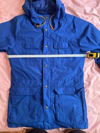 Chaqueta Levi's azul entretiempo