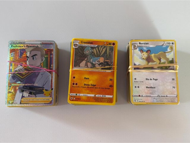 300 carte Pokémon